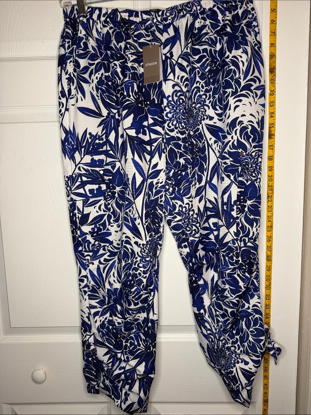 Chico's Blue and White Floral Pants - Black Label